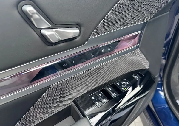 BMW Seria 7 cena 649000 przebieg: 8000, rok produkcji 2023 z Jarocin małe 29